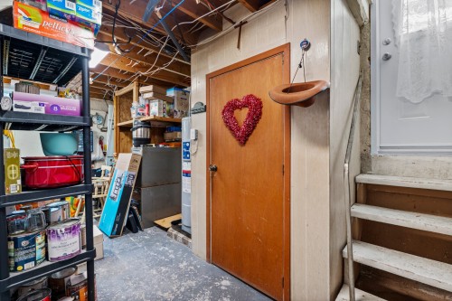 Workshop - 152 Rue Beauchesne, Saint-Eustache, QC - Indoor