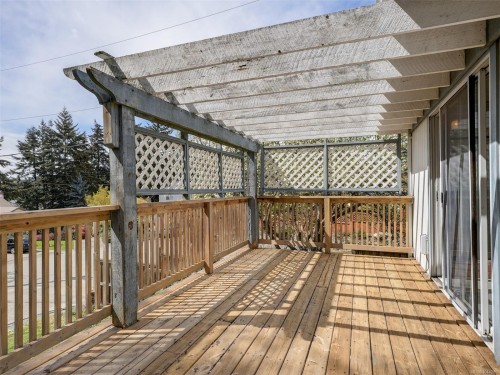 361 Cotlow Rd, Colwood, BC 