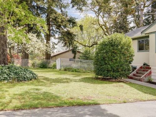 361 Cotlow Rd, Colwood, BC 