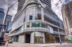 223-15 Wellesley Street W Toronto, ON M4Y 0G7