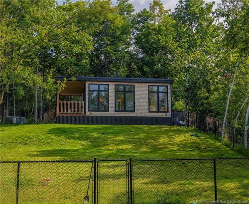 139 Giants Glen Rd, Stanley, NB 