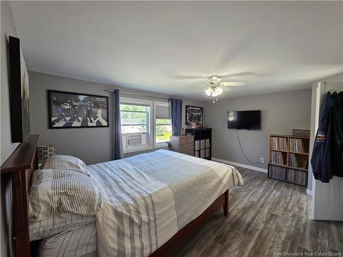 2 Leafwood Cres, Fredericton, NB 