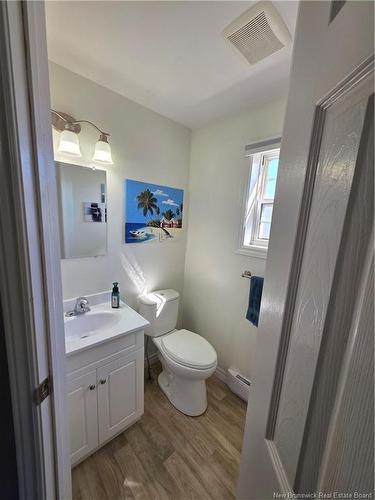 2 Leafwood Cres, Fredericton, NB 