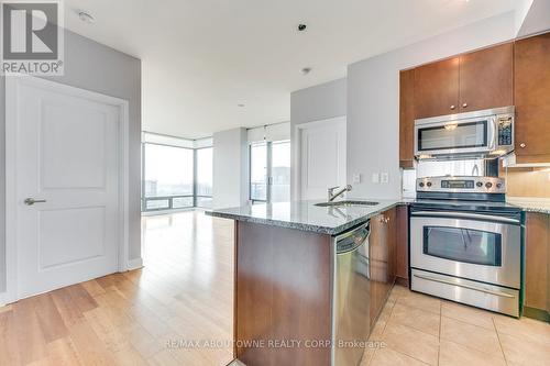 3204 - 18 YORKVILLE AVENUE , Toronto, Ontario M4W 1L4 4
