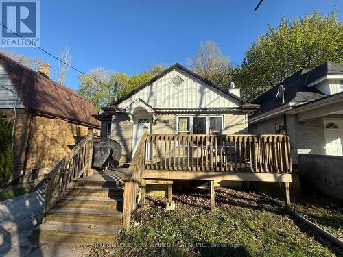 LOWER LEVEL - 235 BERNARD AVENUE , London East, Ontario M2K 1Z4 3