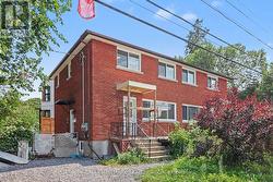 1 - 1202 BYRON AVENUE Ottawa, ON K2B 6T6