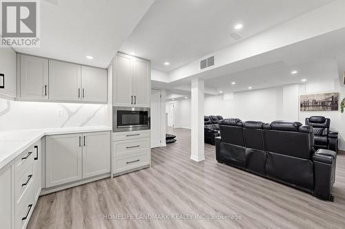 45 Morley Crescent, Whitby, ON - Indoor Photo Showing Kitchen