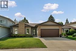 114 Ball COURT  Saskatoon, SK S7K 6E4