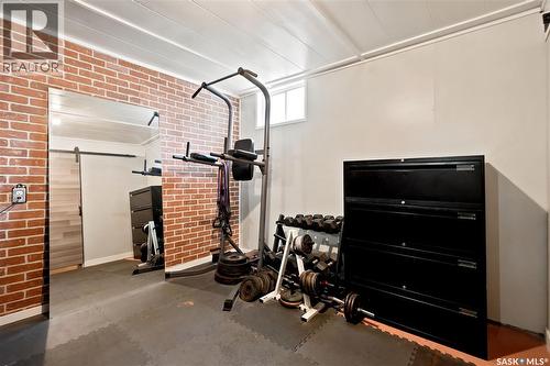 747 Argyle Street, Regina, SK - Indoor