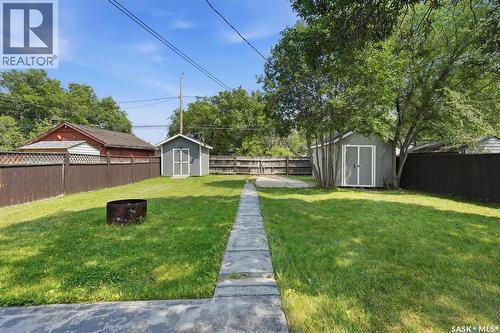 747 Argyle Street, Regina, SK - Outdoor