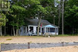 177 Pointe Des Chenes CRES Sault Ste. Marie, ON P6A 5K6