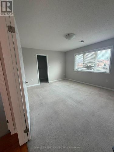 697 Scott Boulevard, Milton, ON - Indoor Photo Showing Other Room