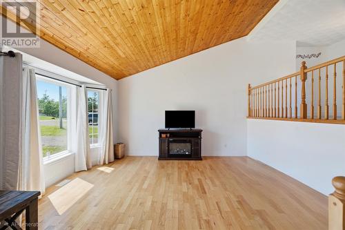 7 Clearview Drive, Burin, NL - Indoor
