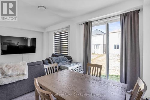 36 Prest Way, Centre Wellington (Fergus), ON - Indoor