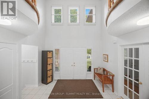 5640 Turney Drive, Mississauga, ON - Indoor Photo Showing Other Room