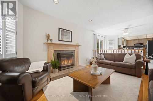 5640 Turney Drive, Mississauga, ON - Indoor Photo Showing Living Room With Fireplace