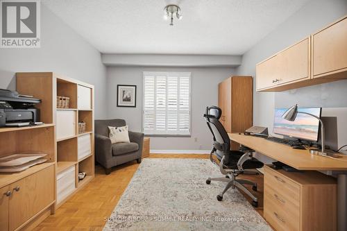 Main floor den or could be 6th bedroom - 5640 Turney Drive, Mississauga, ON - Indoor Photo Showing Office