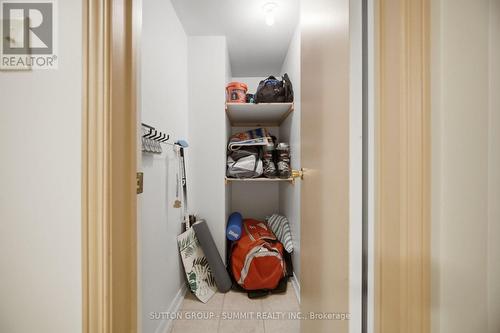 5640 Turney Drive, Mississauga, ON - Indoor