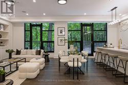 203 - 200 RUSSELL HILL ROAD Toronto, ON M4V 2T2