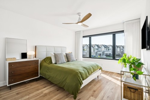 Chambre à coucher principale - 144 Rue Du Manège, Saint-Philippe, QC - Indoor Photo Showing Bedroom