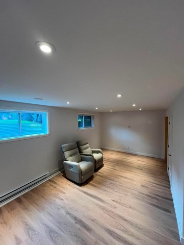 Salle familiale - 144 Rue Du Manège, Saint-Philippe, QC - Indoor