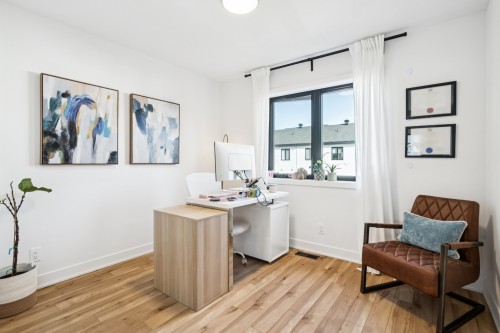 Chambre à coucher - 144 Rue Du Manège, Saint-Philippe, QC - Indoor Photo Showing Office