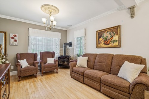 Salon - 1187 2E Rue, Saint-Blaise-Sur-Richelieu, QC - Indoor Photo Showing Living Room