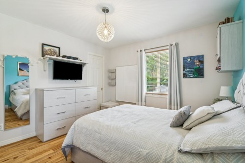 Chambre à coucher - 1187 2E Rue, Saint-Blaise-Sur-Richelieu, QC - Indoor Photo Showing Bedroom