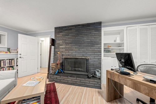 1937 Cougar Cres, Comox, BC 