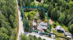 697 Crestwood Rd Gabriola Island, BC V0R 1X4