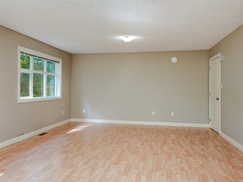 809 Rogers Way, Saanich, BC 