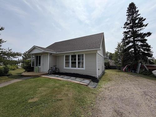 15 PRINCESS Avenue  Terrace Bay, ON P0T 2W0
