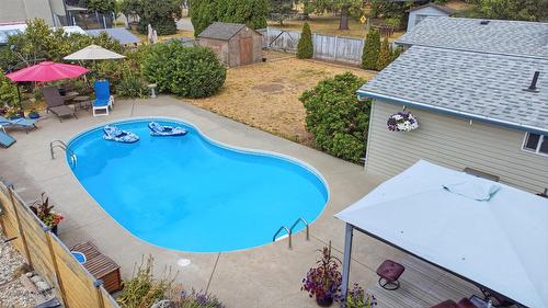 9694 School Road, Coldstream, BC - Outdoor With In Ground Pool