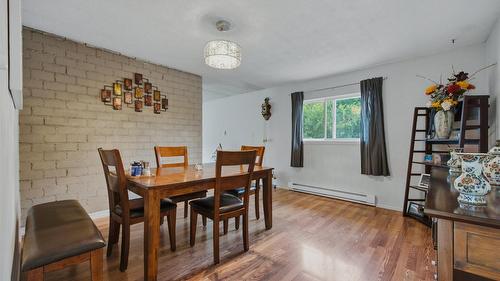9694 School Road, Coldstream, BC - Indoor Photo Showing Dining Room