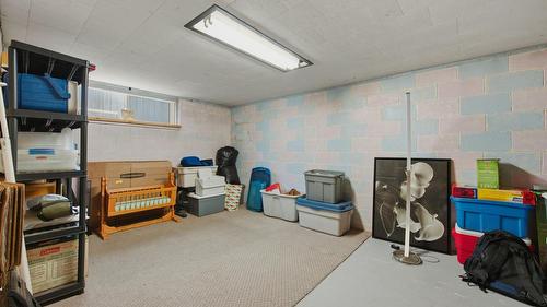 9694 School Road, Coldstream, BC - Indoor