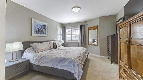 131-2455 Quail Ridge Boulevard, Kelowna, BC - Indoor Photo Showing Bedroom