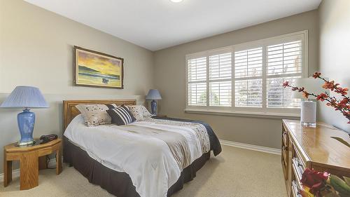 131-2455 Quail Ridge Boulevard, Kelowna, BC - Indoor Photo Showing Bedroom