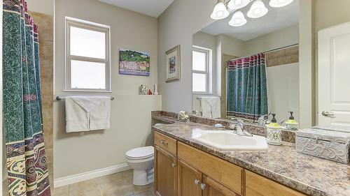 131-2455 Quail Ridge Boulevard, Kelowna, BC - Indoor Photo Showing Other Room