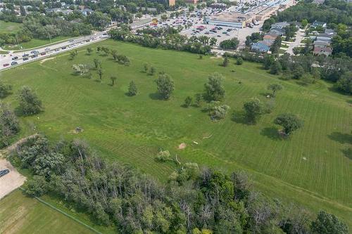 795 Oakdale Dr, Winnipeg, MB - Outdoor With View