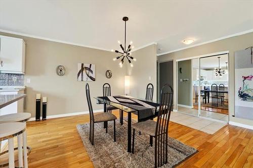 108-60 Dunkirk Dr, Winnipeg, MB - Indoor Photo Showing Dining Room