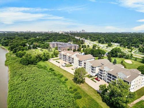 108-60 Dunkirk Dr, Winnipeg, MB - Outdoor With View