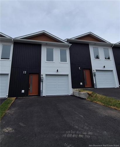 33 Arlington Cres, Saint John, NB 