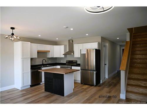 33 Arlington Cres, Saint John, NB 