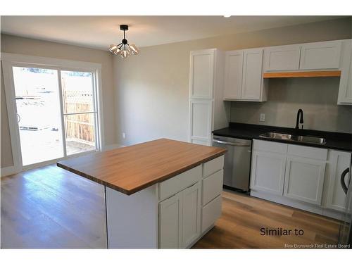 33 Arlington Cres, Saint John, NB 
