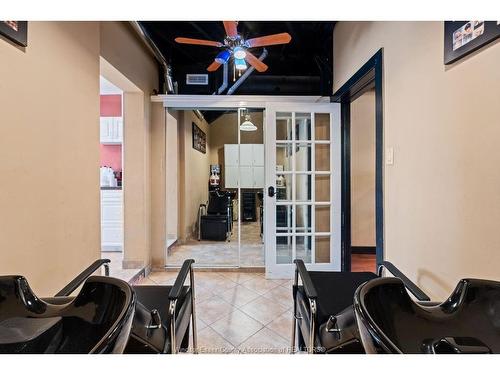 2558 Howard, Windsor, ON 