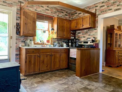 26 Starr Street, Springhill, NS - Indoor Photo Showing Kitchen With Double Sink