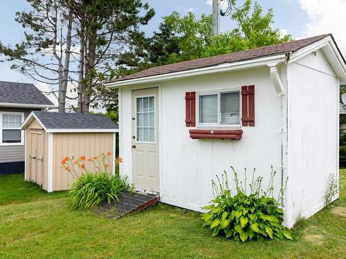 2 Selkirk Avenue, Cornwall, PE 