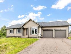 17 Royalty Road  Charlottetown, PE C1E 3E7
