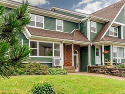 9 77 Collins Grove  Nantucket, NS B2W 4G3