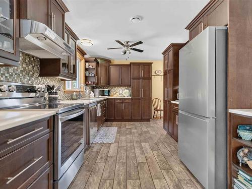 32 Pinecrest Boulevard, Bridgewater, NS -  Photo Showing Kitchen